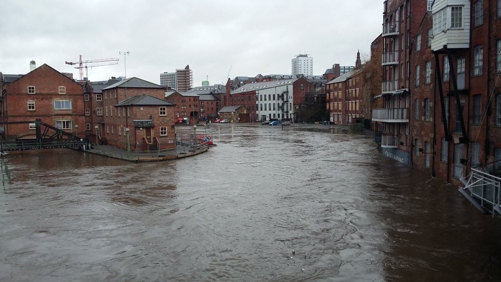 Victoria Quays flooding 2007.jpg