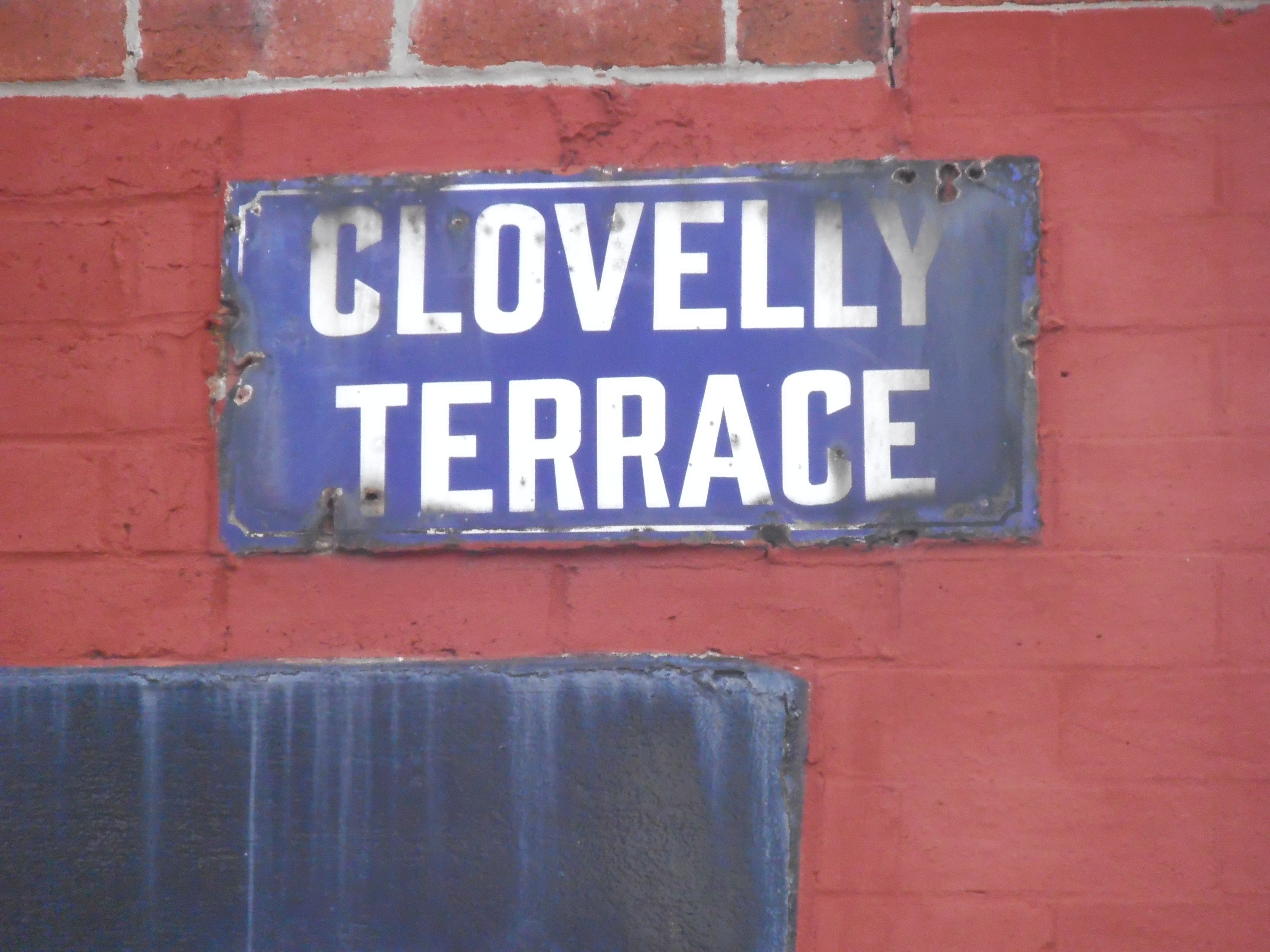 Clovelly Terrace.jpg