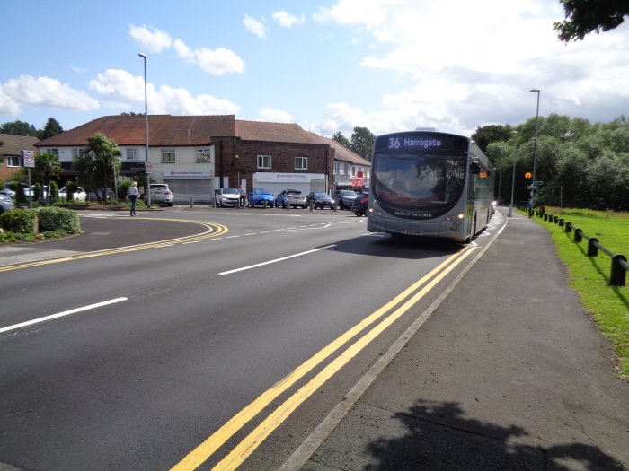 36RouteHarrogateBusCompPrideOfTheNorthKingLaneAlwoodleyLeedsAug172019..jpg