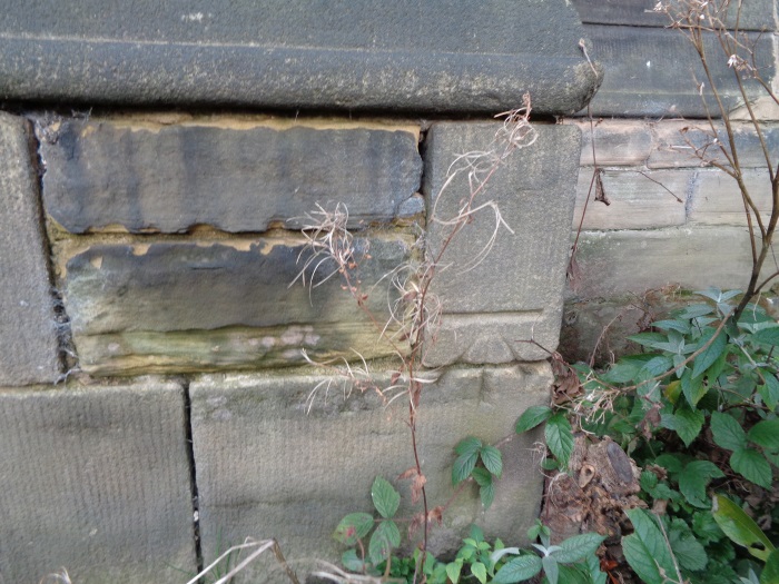 CloseUpBenchmarkStJohnsChurchMoorAllertonLeedsJan112019..jpg