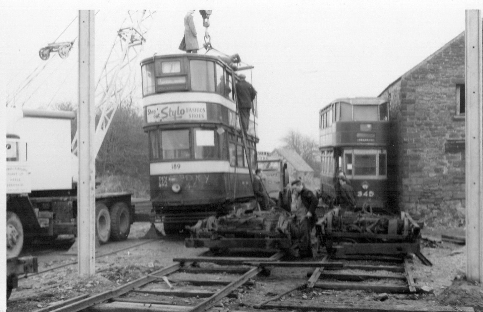 189 arrives at CRICH.png