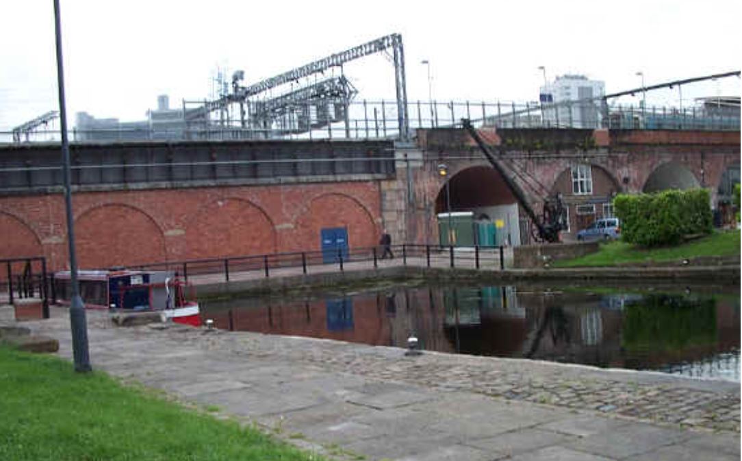 Monk Pit canal basin entrance.JPG