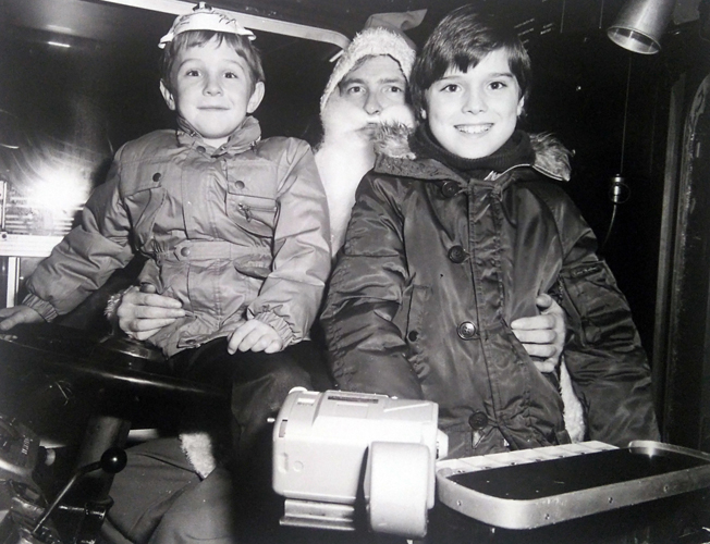 1981 Christmas (4a).jpg