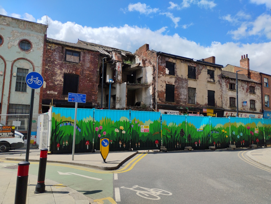 CollapsedBuildingKirkgateSeenFromHarperStJune022025(2)..jpg