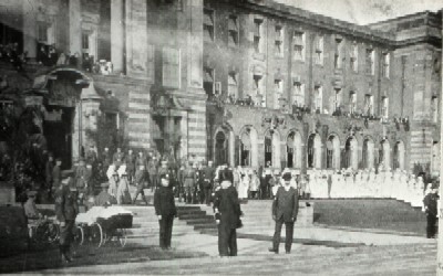 Visit of King George V Sept. 27th 1915.jpg