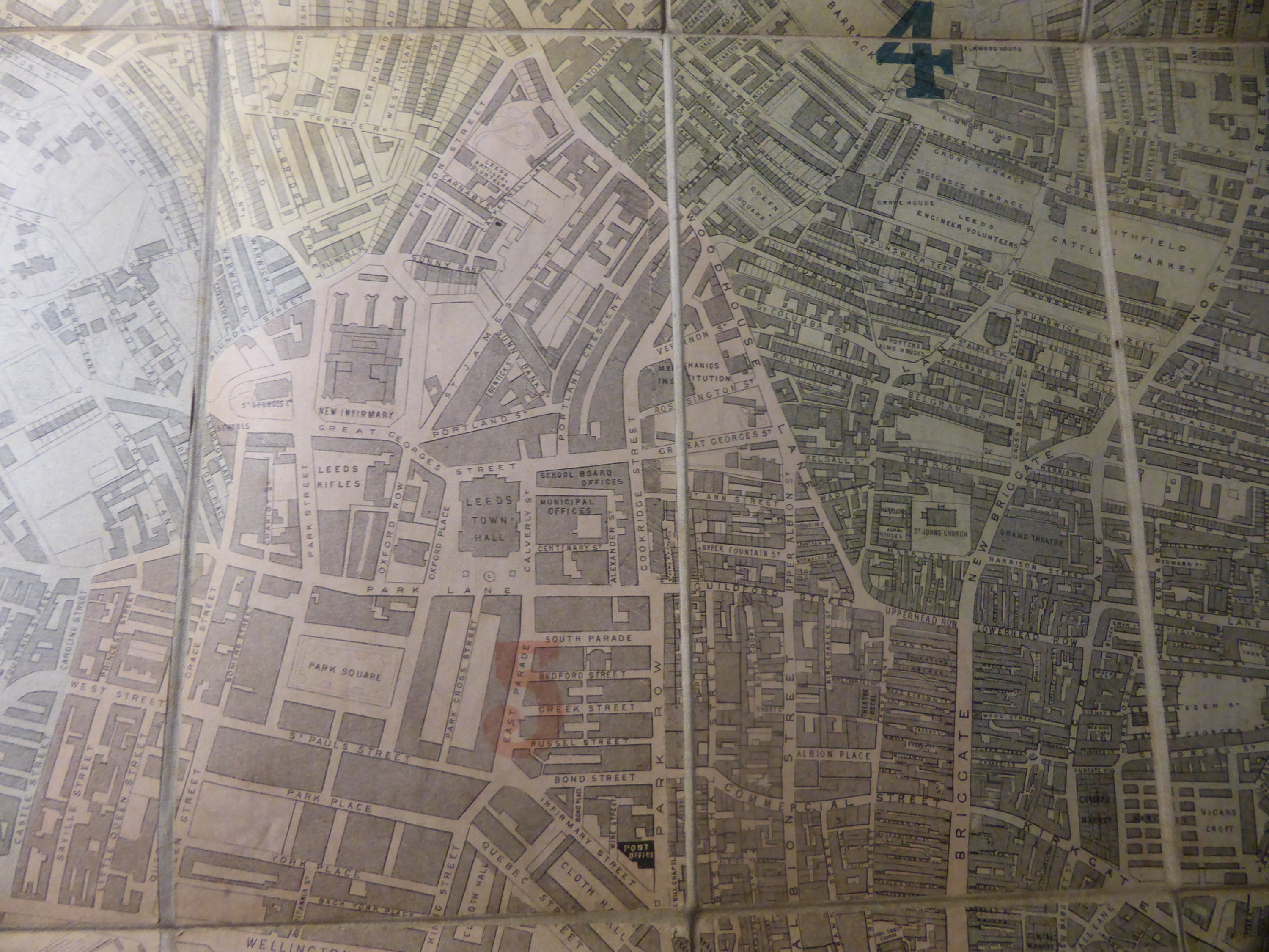 Mc corquodales map of leeds 1882.JPG